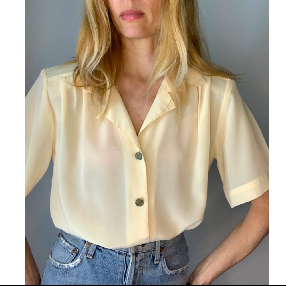Vintage Pale Yellow Button-Down Pleated Blouse - image 6